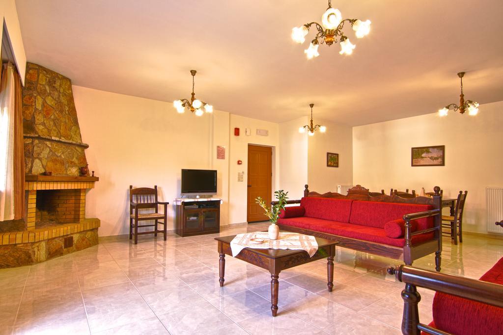 Petrochori Aparthotel Стая снимка